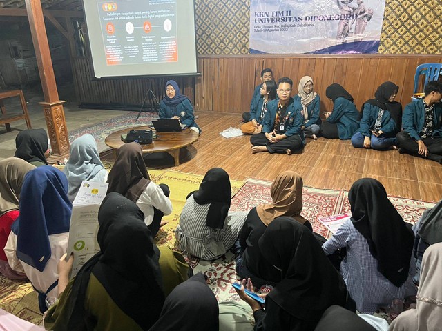 Penyuluhan Pentingnya Peningkatan Perlindungan Data Pribadi di Era Digital