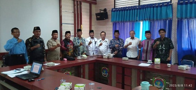 Foto bersama usai rapat pleno Pimpinan Baznas Sekadau. Foto: Dok. Baznas Sekadau
