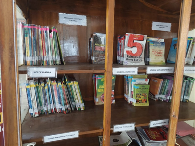 Kondisi Perpustakaan Desa Sigit