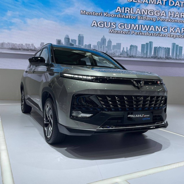 Wuling Alvez dapat versi penyegaran dan meluncur perdana di GIIAS 2023. Foto: Sena Pratama/kumparan