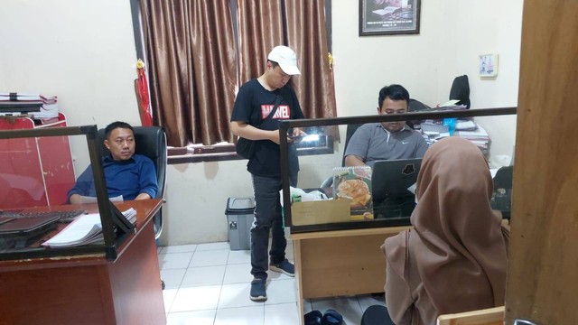 Salah satu saksi kasus dugaan penganiayaan masih diperiksa di Unit I Jatanras, Polresta Bandar Lampung. | Foto: Istimewa