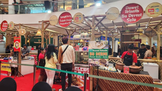 Di Festival Kuliner Ini Aneka Makanan Legendaris Ngumpul, Ada Mak Beng ...