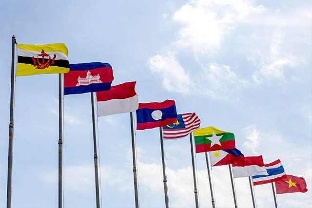 Ilustrasi Faktor Penghambat Terjadinya Kerjasama Di Kawasan Asia Tenggara Dikarenakan Adanya Perbedaan, Foto: Unsplash/Aj_OP.