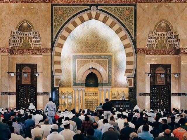 Ilustrasi khutbah Jumat tentang kemerdekaan. Foto: Unsplash.