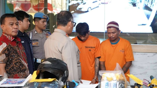 Jumpa pers kasus penjambretan di Mapolres Metro Jakarta Utara, Jumat (11/8).  Foto: Dok. Istimewa