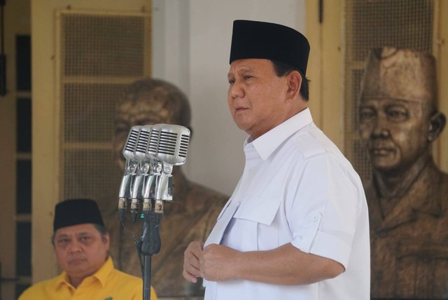 Ketua Umum Gerindra Prabowo Subianto memberikan sambutan di Museum Naskah Proklamasi, Menteng, Jakarta Pusat, Minggu (13/8/2023).  Foto: Iqbal Firdaus/kumparan