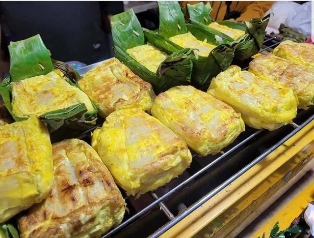 Pempek Lenggang bakar milik Jimmy Devaten di Palembang, Foto : Istimewa