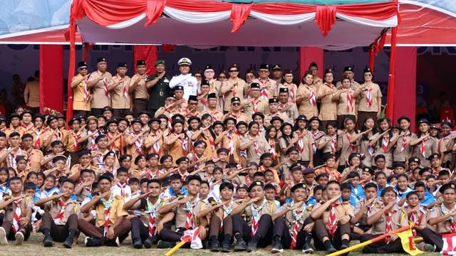 Foto bersama usai upacara peringatan Hari Pramuka ke-62 di Kabupaten Sitaro.