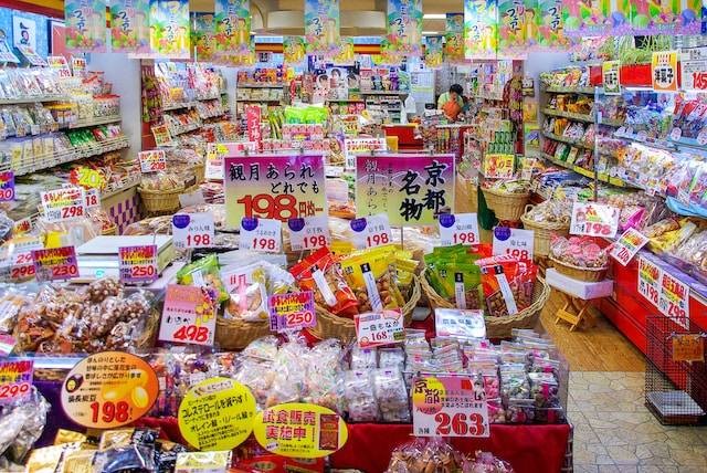 Ilustrasi supermarket Jepang di PIK 2. Somber: unsplash.com/François Brémont