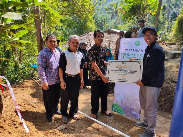 Alirkan Air Bersih Pada 40 Rumah Di Kampung Bina Zakat IZI Jateng & DIY