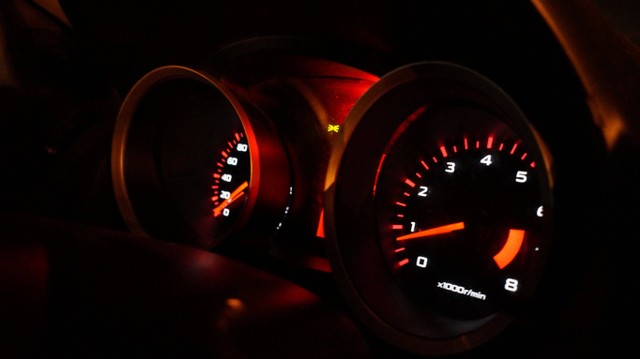 Arti lampu indikator mobil oleh semua orang, khususnya orang yang mengendarai mobil. Foto: Pexels.com