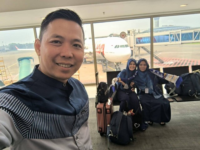 Dany Laksana, jemaah umroh yang kopernya dibawa Lion Air ke Surabaya. Foto: Dok. Pribadi