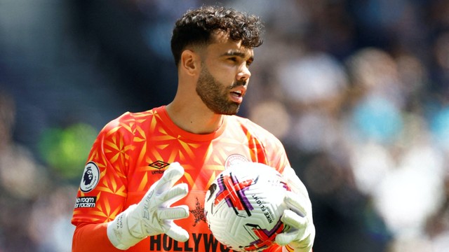 Kiper Brentford, David Raya. Foto: Peter Cziborra/REUTERS