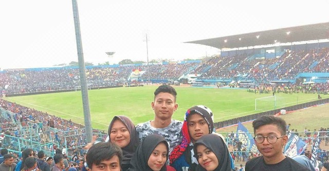 Ilustrasi Stadion Kanjuruhan sebelum tragedi foto: dokumentasi pribadi