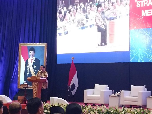 Ketua Umum Partai Gerindra, Prabowo Subianto dalam acara seminar "Strategi Transformasi Bangsa Menuju Indonesia Emas 2045" yang diadakan oleh Institut Kajian Strategis Universitas Kebangsaan Republik Indonesia di Hotel Bidakara, Jakarta. Foto: Zamachsyari/kumparan