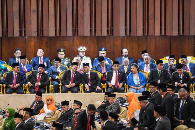 Sejumlah pimpinan lembaga tinggi negara menghadiri Sidang Tahunan MPR dan Sidang Bersama DPR-DPD Tahun 2023 di Gedung Nusantara, Kompleks Parlemen, Senayan, Jakarta, Rabu (16/8/2023). Foto: Galih Pradipta/ANTARA FOTO