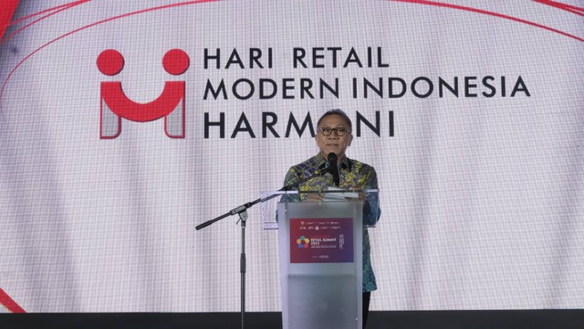 Mendag Zulkifli Hasan dalam Indonesia Retail Expo oleh Himpunan Peritel & Penyewa Pusat Perbelanjaan Indonesia (HIPPINDO) di Grand Ballroom Pullman Central Park, Jakarta, Selasa (15/8). Foto: Kemendag