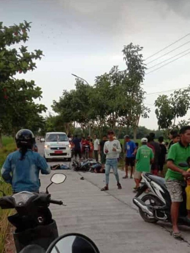 Kecelakaan lalu-lintas di Jalan Poros Desa Penganten turut wilayah Desa Penganten, Kecamatan Balen, Kabupaten Bojonegoro, Jawa Timur. Rabu (16/08/2023) (Aset: Istimewa)