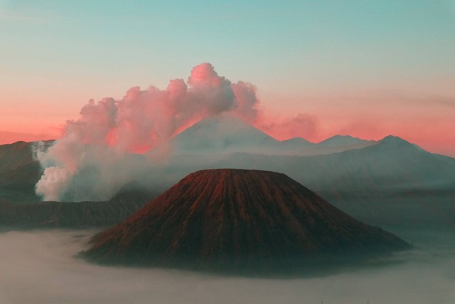 Keindahan Gunung Bromo ( sumber www.pexels.com/arzyd)