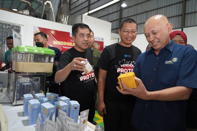 KKP dan Kemenkop UKM luncurkan susu ikan sebagai produk hilirisasi. Foto: Dok. KKP