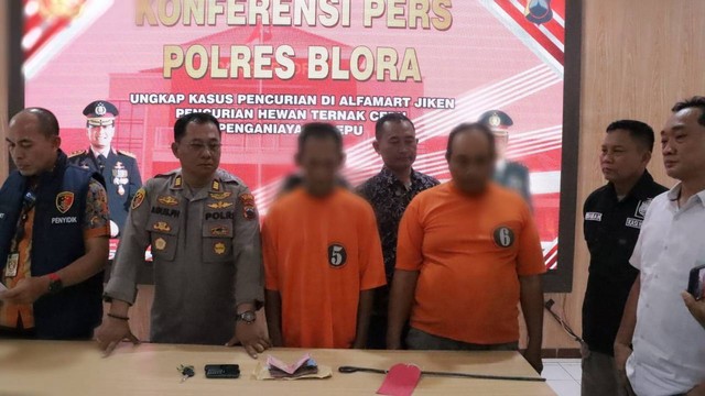 Kepolisian Resor (Polres) Blora, saat menggelar konferensi pers di Mapolres Blora. Sabtu (19/08/2023). (Aset: Istimewa)