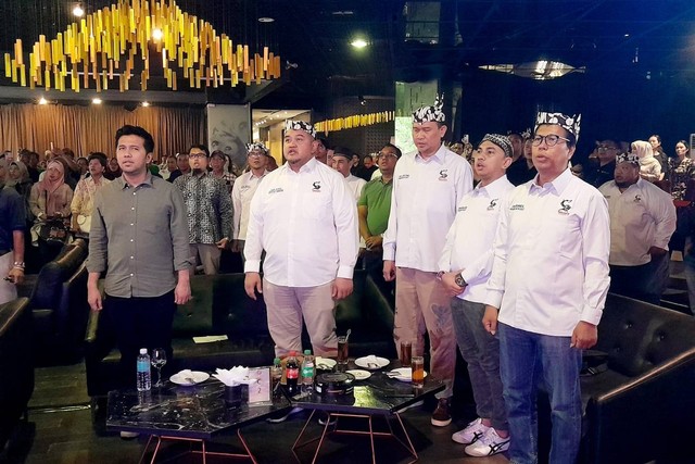 Wagub Jatim Emil Dardak menghadiri acara temu kangen warga Surabaya di Qi Lounge Hotel Sultan Jakarta. Foto: Dok. Istimewa