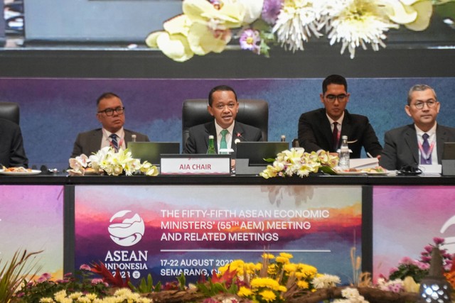 Menteri Investasi/Kepala BKPM Bahlil Lahadalia saat AIA Council Meeting ke-26 di Semarang, Jawa Tengah, Sabtu (19/8/2023).  Foto: BKPM