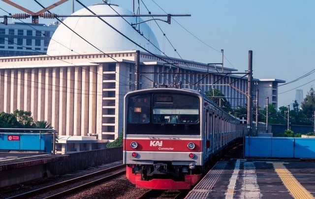 Ilustrasi Jadwal Kereta Cikarang-Purwakarta Agustus 2023                   Sumber Unsplash/Faisal Hanafi