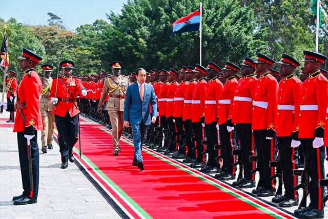 Presiden Joko Widodo bertemu dengan Presiden Republik Kenya William Ruto di State House, Nairobi, Republik Kenya, Senin (21/8/2023).  Foto: Laily Rachev/Biro Pers Sekretariat Presiden