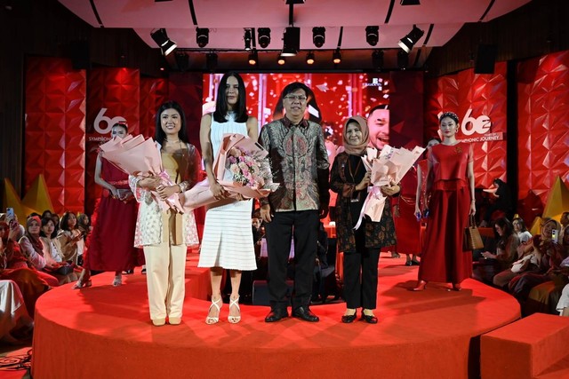 Perayaan ulang tahun brand Elizabeth yang ke-60 di Soehanna Hall, SCBD, Jakarta. Foto: Elizabeth