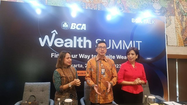 Konferensi pers BCA Wealth Summit 2023 di Hotel Indonesia Kempinski, Jakarta, Rabu (23/8/2023). Foto: Ghinaa Rahmatika/kumparan