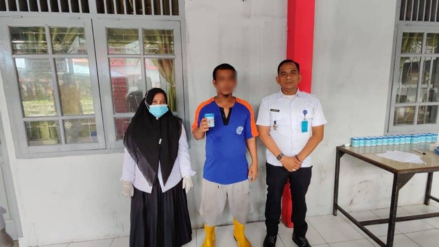 Cegah Peredaran Narkotika, Lapas Idi Lakukan Tes Urine Bagi WBP, Sumber Dokumentasi : Humas Lapas Idi