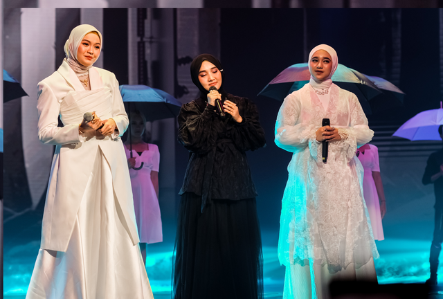 Penampilan Fatin bersama Salma dan Nabila Indonesian Idol. Foto: Istimewa