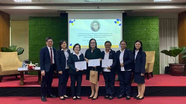 Program Studi (Prodi) Teknologi Pangan Universitas Pelita Harapan (TP UPH) melakukan ekspansi dengan memperkenalkan peminatan Food Business & Entrepreurship untuk mendampingi peminatan Food Processing & Innovation. Peminatan ini berfokus untuk mempersiapkan mahasiswa dengan pengetahuan dan keterampilan di sektor pangan, sehingga mereka lebih siap untuk membangun bisnis yang sukses.