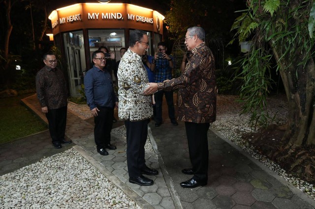 Bacapres Anies Baswedan bertemu Ketua Majelis Tinggi Demokrat Susilo Bambang Yudhoyono (SBY) di Cikeas, Jawa Barat, Jumat (25/8/2023). Foto: Dok. Istimewa
