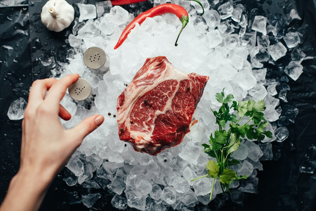 Mengapa Lemari Es Membuat Makanan Jadi Lebih Awet?. Foto hanya ilustrasi. Sumber foto: Unsplash/Victoria Shes