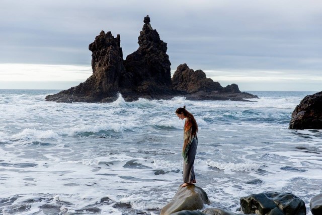 Ilustasi keuntungan dari jomblo. Sumber foto: pexels/Tatiana Syrikova.