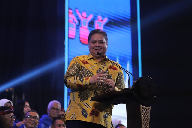 Airlangga Hartarto di acara Pembukaan Bimtek dan Perayaan HUT PAN ke 25 di Hotel Sultan Jakarta, Senin (28/8/2023). Foto: Fitra Andrianto/kumparan