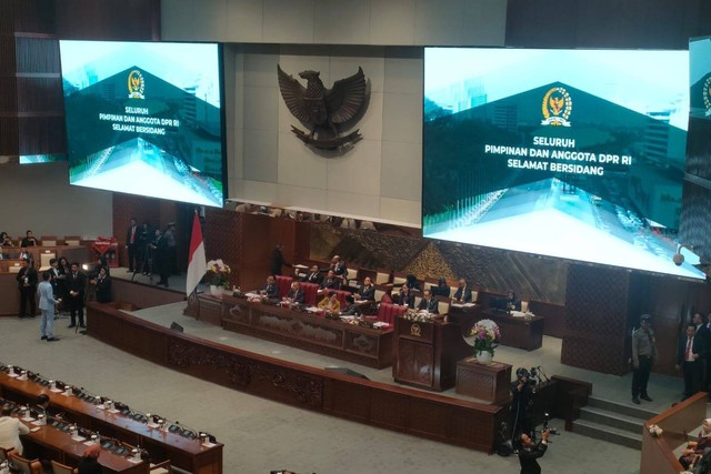 DPR RI gelar Rapat Paripurna Khusus dan Rapat Paripurna ke-4 Masa Sidang I Tahun 2023-2024, Selasa (29/8/2023).  Foto: Zamachsyari/kumparan