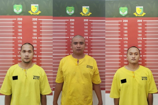 Tiga anggota TNI tersangka penculikan Imam Masykur hingga tewas, dari kiri ke kanan: Praja J, Praka Riswandi Manik, Praka HS. Foto: TNI AD