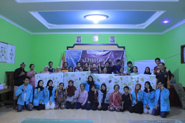 Pelatihan Ecoprint Bersama Warga Dusun Mendak - Pracimantoro, Wonogiri