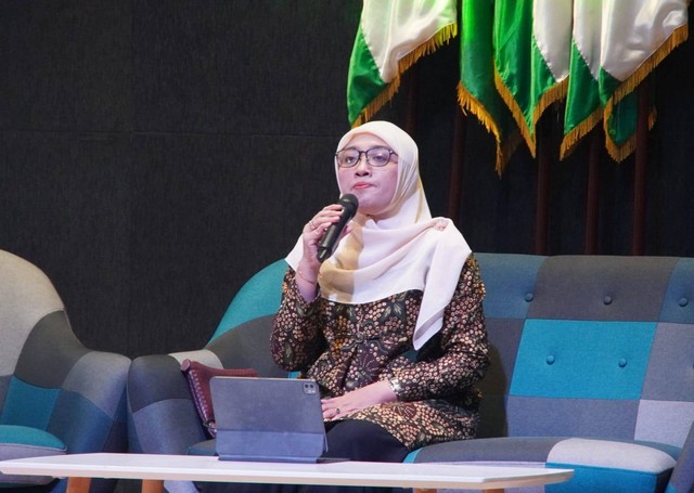 Staf Khusus Kementerian Ketenagakerjaan Republik Indonesia (Kemnaker RI), Hindun Anisah.