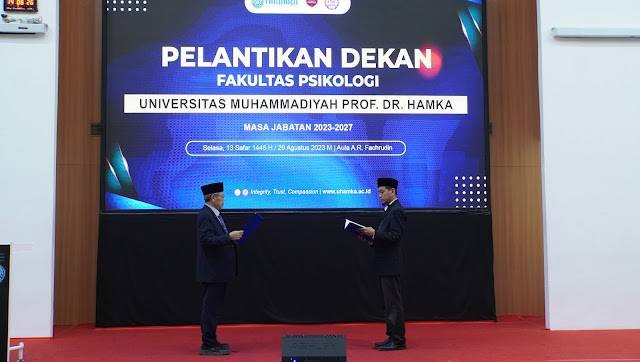 Rektor Uhamka Lantik Dekan Fakultas Psikologi Masa Jabatan 2023-2027. Dokumentasi Uhamka