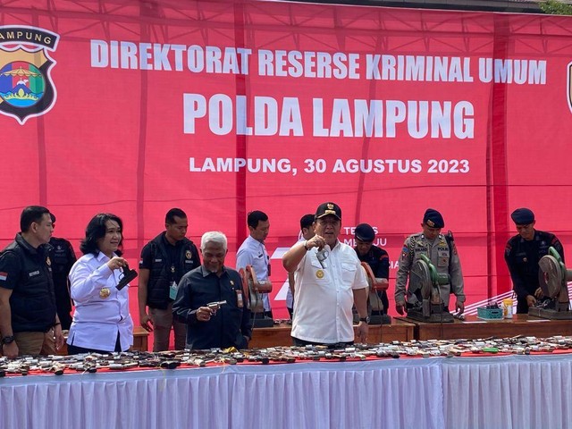 Kurun Waktu 1 Tahun Polda Lampung Sita 566 Senjata Api Ilegal Dan 295