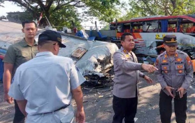 Kecelakaan bus di Ngawi. Dok: beritajatim.com