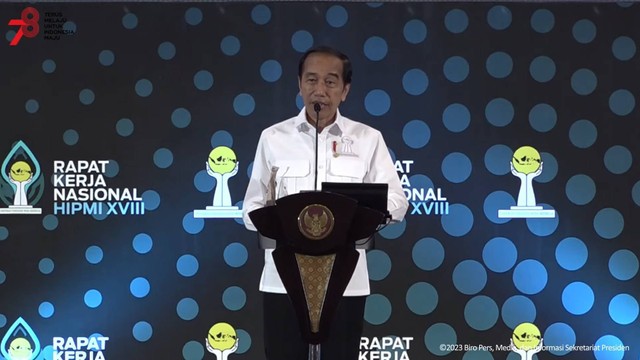 Presiden Joko Widodo memberikan sambutan pada Pembukaan Rakernas XVIII HIPMI Tahun 2023. Foto: Youtube/Sekretariat Presiden