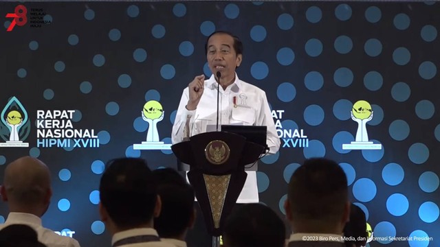 Presiden Joko Widodo memberikan sambutan pada Pembukaan Rakernas XVIII HIPMI Tahun 2023. Foto: Youtube/Sekretariat Presiden