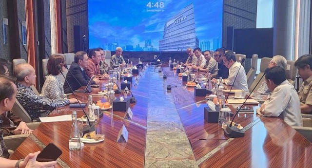 Saat kunjungan di PT Astra Internasional Tbk untuk membangun kolaborasi bersama. Foto: dok. PLN