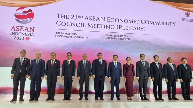 The 23rd ASEAN Economic Community Council (AECC) Meeting di Hotel St Regis Minggu (3/9/2023). Foto: Ave Airiza Gunanto/kumparan