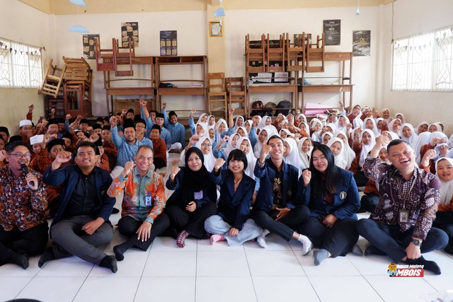 Bapas Tour De School: Sosialisasi Bahaya Kenakalan Remaja di MTS Roudlotul Uqul (Foto: Humas Bapas Malang)
